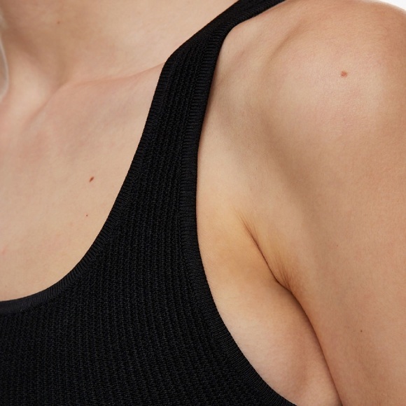 Babaton Black Sculpt Knit Square Neck Cropped Tank Size Medium Aritzia - Picture 4 of 6